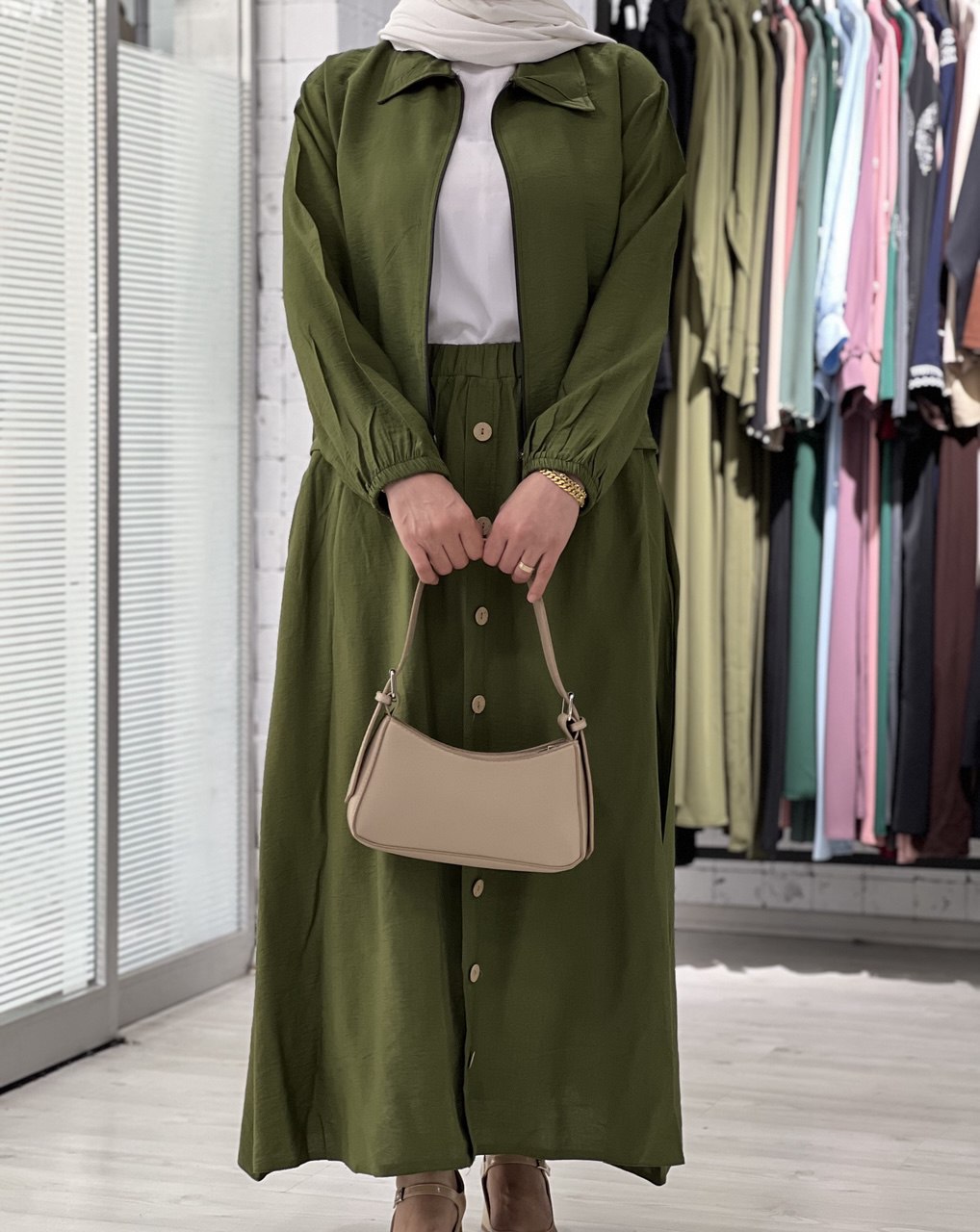 Raghad Takımı Yazlık – Günlük kullanım için ideal, hafif ve şık bir tasarım