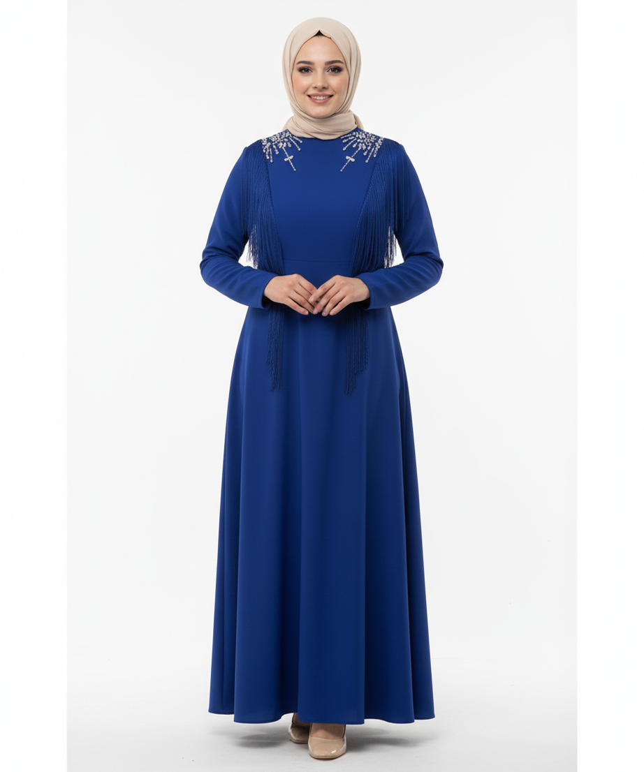 Mavi renkli, yaz mevsimi için özel bir elbise.